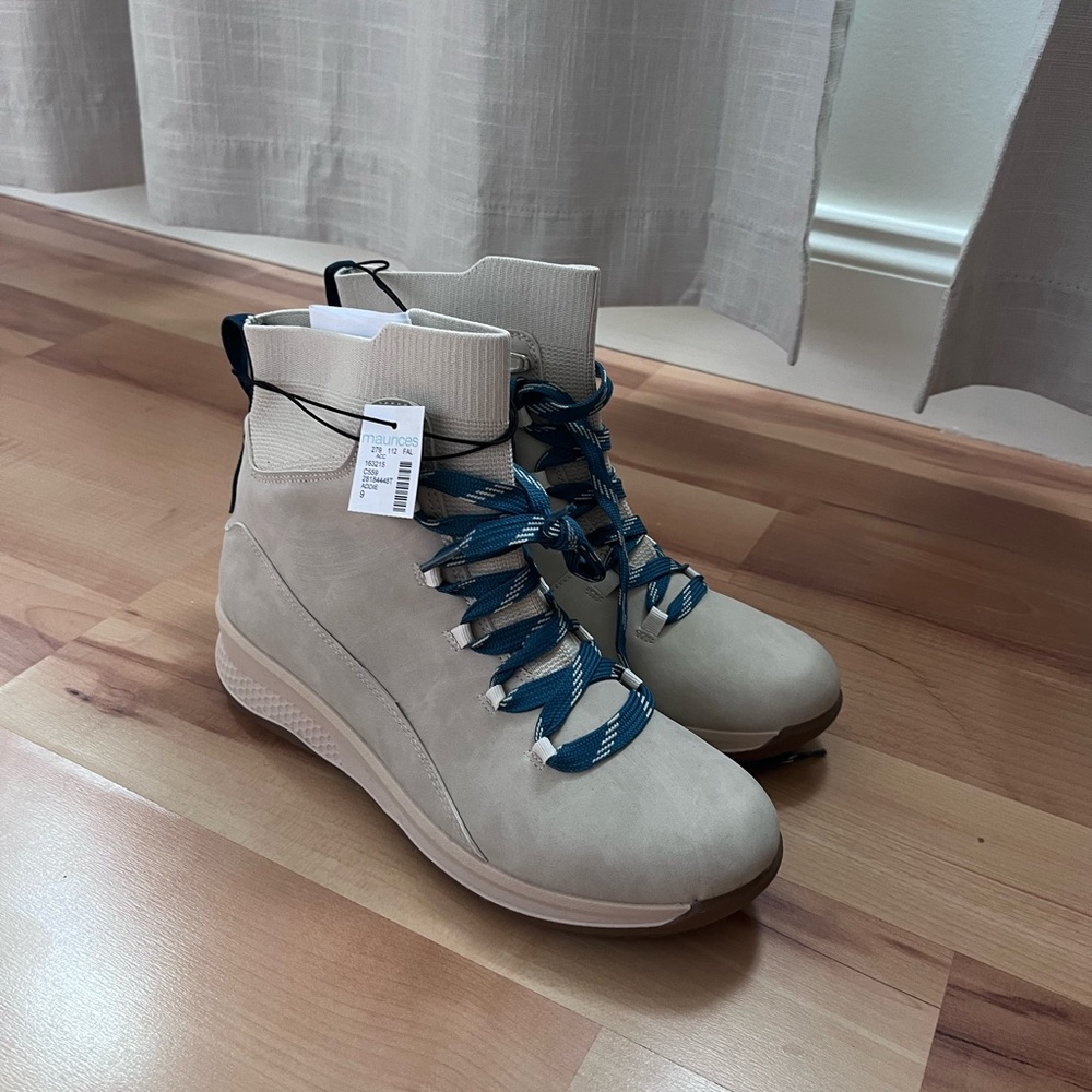 Maurice’s Cream Winter Boot